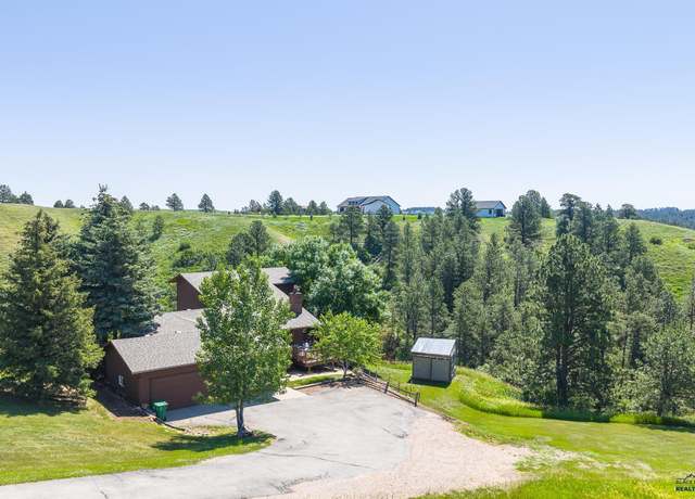 Property at 3467 Moon Meadows Dr, Rapid City, SD 57702, 5 beds, 3 baths