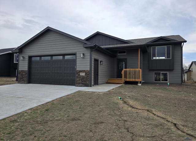 Property at 3974 Magnum Rd, Rapid City, SD 57703, 3 beds, 2 baths