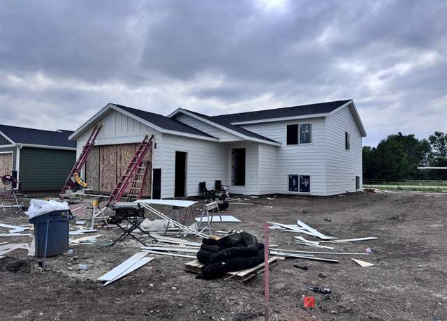Property at 3885 Haralson Ln, Rapid City, SD 57703, 5 beds, 3 baths