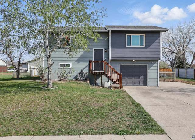 Property at 4794 Trail Dr, Rapid City, SD 57703, 3 beds, 2 baths