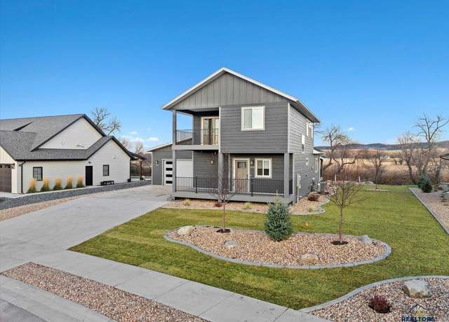 Property at 3876 E Beartooth Loop, Spearfish, SD 57783, 5 beds, 3 baths
