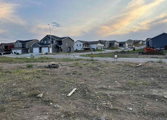 Property at 424 Copperfield Dr, Rapid City, SD 57703