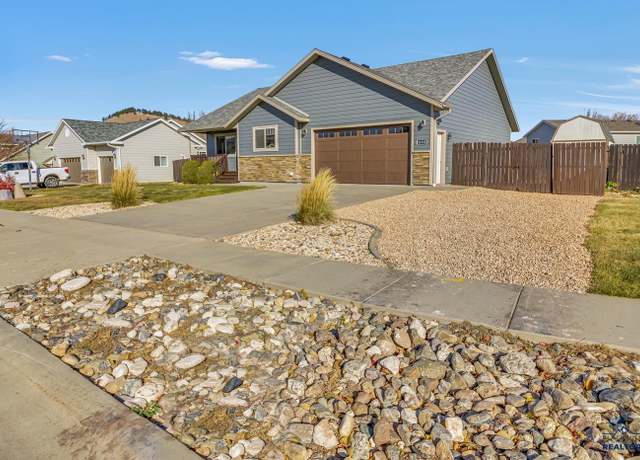 Property at 14920 Sun Valley Dr, Summerset, SD 57769, 5 beds, 3 baths