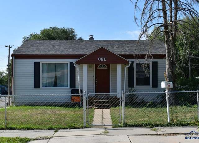 Property at 1 St Andrew St, Rapid City, SD 57701, 3 beds, 2 baths