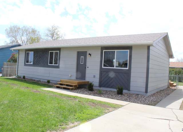 Property at 4653 Williams St, Rapid City, SD 57703, 5 beds, 2 baths