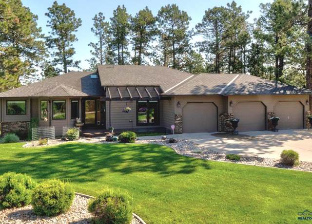 Property at 8410 Kings Rd, Rapid City, SD 57702, 3 beds, 3 baths