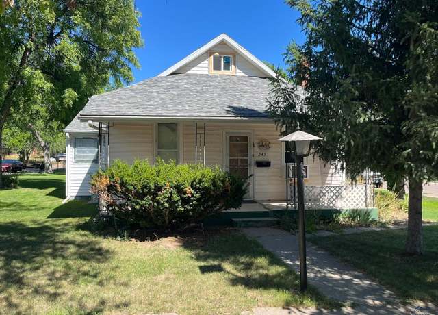 Property at 245 S 6th St, Hot Springs, SD 57747, 3 beds, 2 baths
