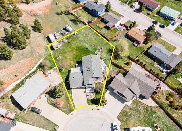 Property at 1613 Elk Ct, Sturgis, SD 57785, 4 beds, 3 baths