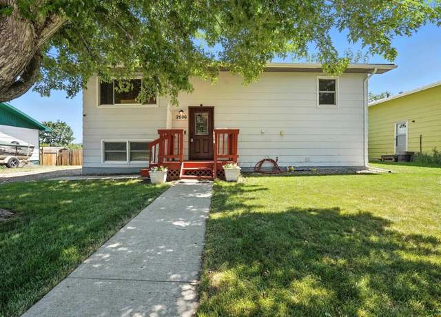 Property at 2606 Badger Dr, Sturgis, SD 57785, 3 beds, 2 baths