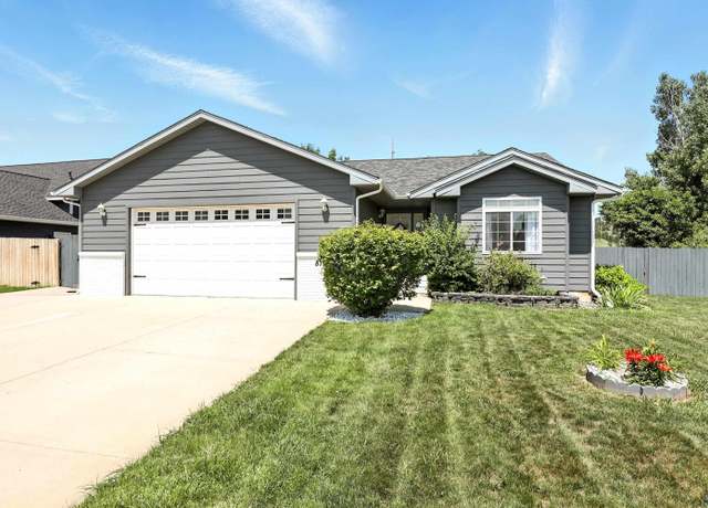 Property at 8770 Steamboat Ln, Summerset, SD 57769, 4 beds, 3 baths
