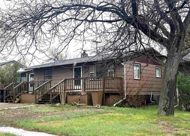 Property at 306 10th Ave, Edgemont, SD 57735, 4 beds, 2.5 baths