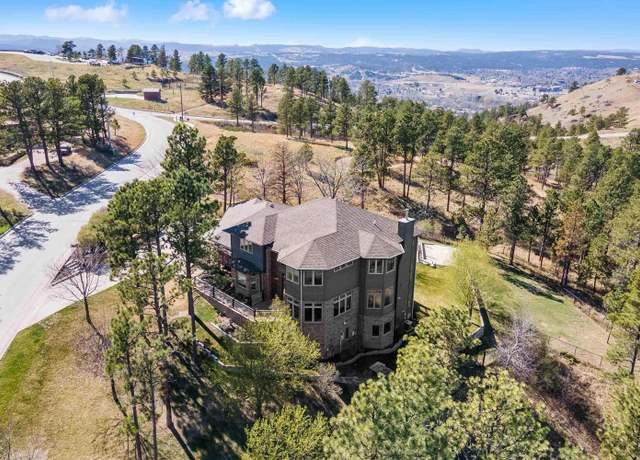 Property at 1710 Flormann St, Rapid City, SD 57701, 5 beds, 3.5 baths