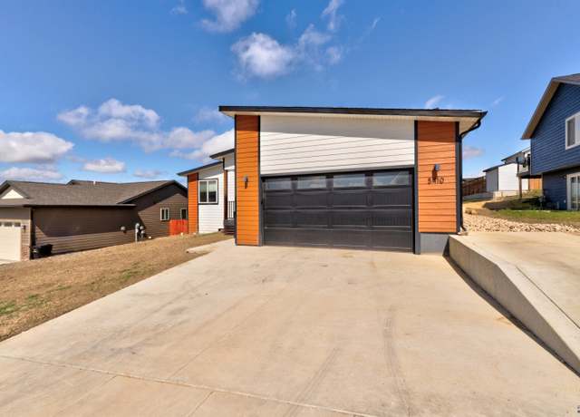 Property at 5410 Darian St, Rapid City, SD 57703, 4 beds, 3 baths