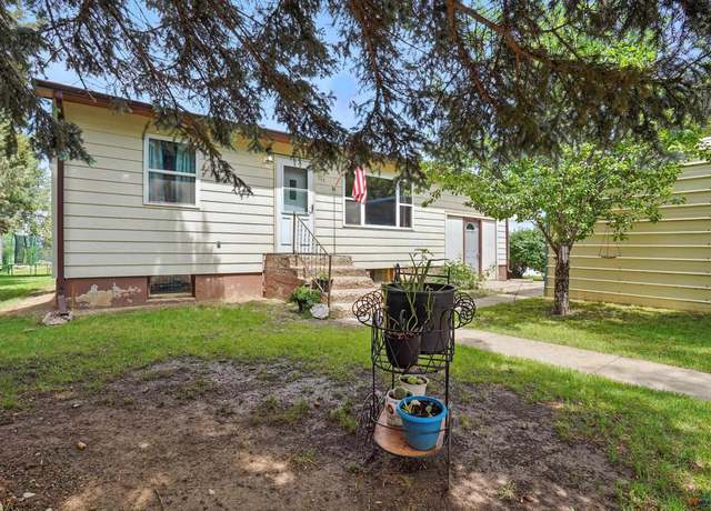 Property at 114 6th St, Newell, SD 57760, 5 beds, 1.5 baths