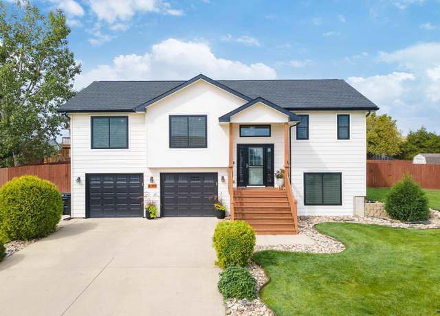 Property at 4009 Wineberry Ln, Rapid City, SD 57703, 4 beds, 3 baths