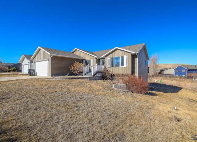 Property at 144 Viking Dr, Rapid City, SD 57701, 3 beds, 2 baths
