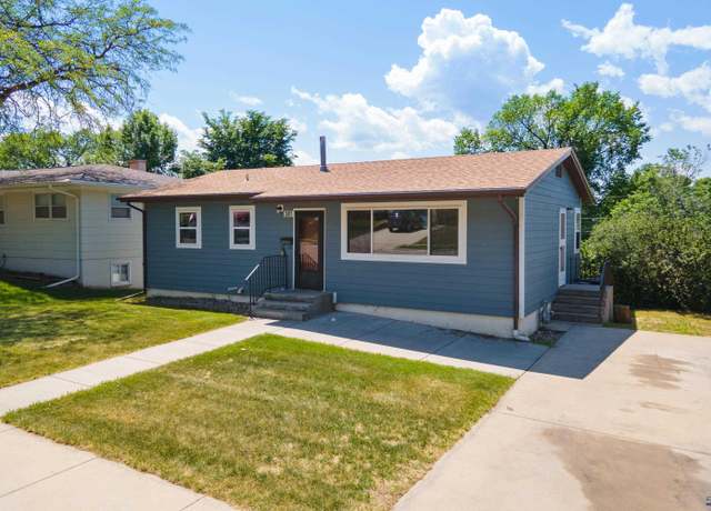 Property at 2411 Alamo Dr, Rapid City, SD 57702, 3 beds, 1 bath