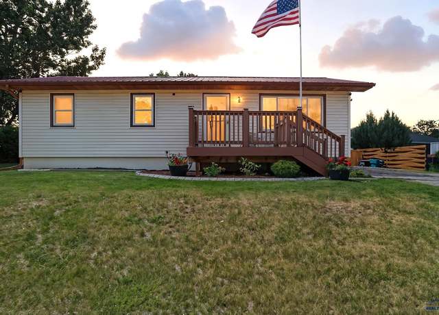 Property at 2613 Moose Dr, Sturgis, SD 57785, 4 beds, 2 baths