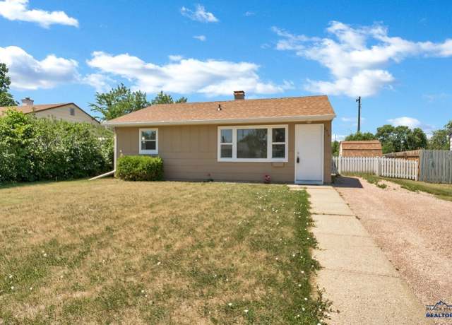 Property at 2513 Willow Ave, Rapid City, SD 57701, 2 beds, 1 bath