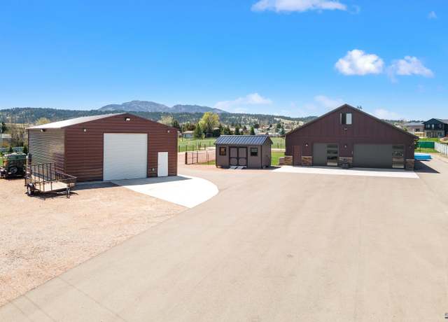 Property at 2900 Westview Ave, Spearfish, SD 57783, 4 beds, 3 baths