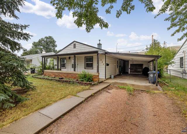 Property at 424 Robbins Dr, Rapid City, SD 57701, 3 beds, 1 bath