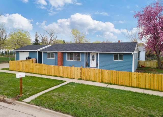 Property at 8 Monroe St, Rapid City, SD 57701, 3 beds, 1.5 baths