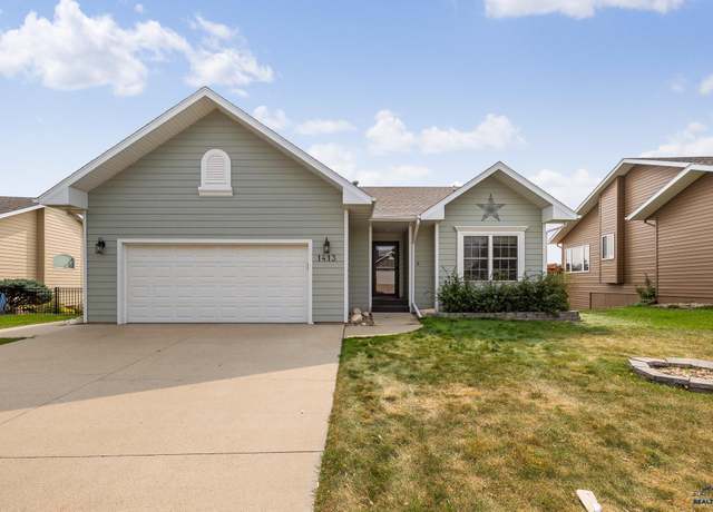 Property at 1413 Edinborough Dr, Rapid City, SD 57702, 4 beds, 3 baths