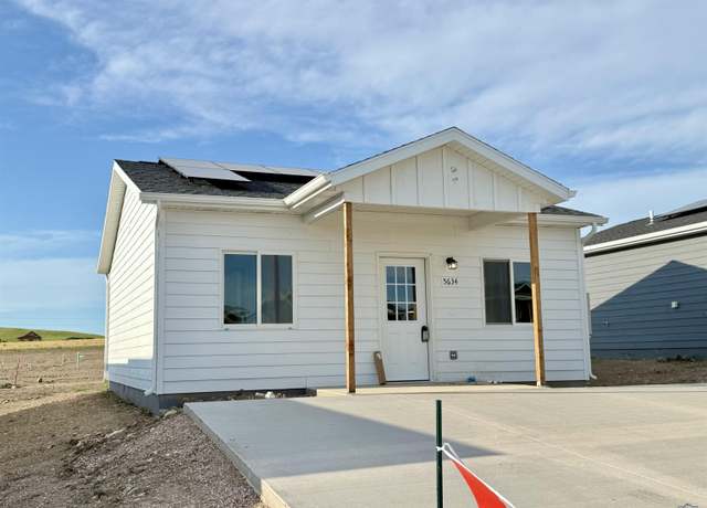 Property at 5634 Bridge Dr, Rapid City, SD 57703, 2 beds, 1 bath