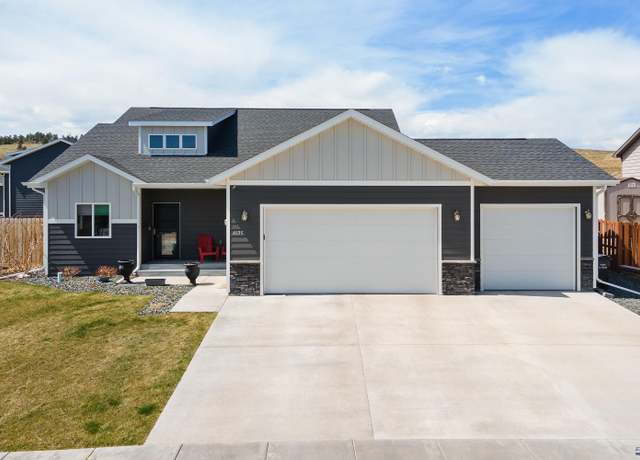 Property at 4635 Misty Woods Ln, Rapid City, SD 57701, 4 beds, 3 baths
