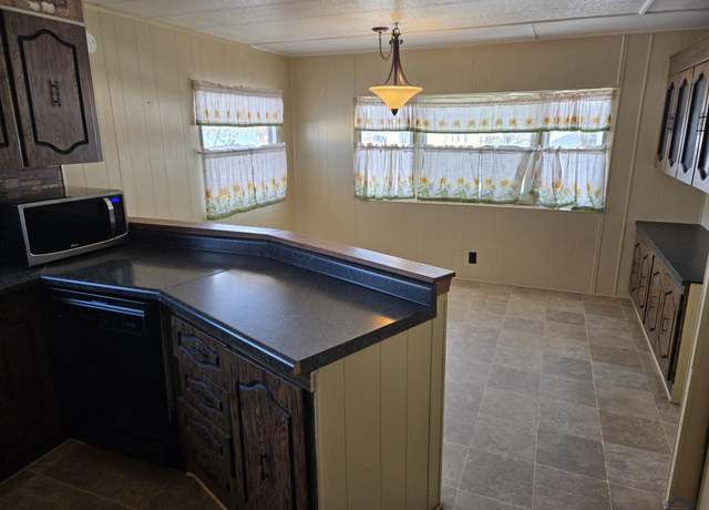 Property at 1550 Seger Dr, Rapid City, SD 57701, 2 beds, 1 bath