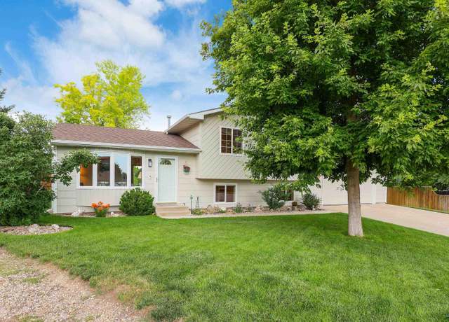 Property at 2831 Minnewasta Pl, Rapid City, SD 57702, 3 beds, 1.5 baths