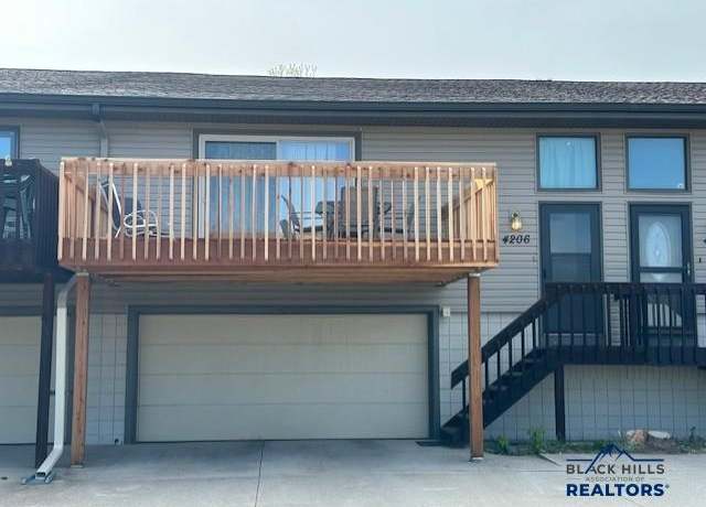 Property at 4206 Foothill Dr, Rapid City, SD 57702, 3 beds, 2 baths