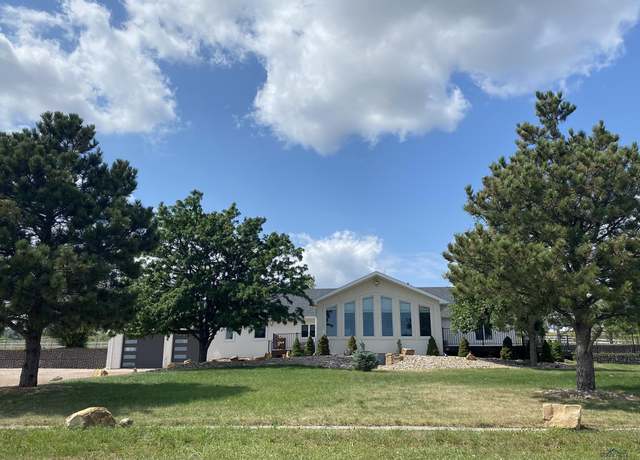 Property at 851 Catron Blvd, Rapid City, SD 57701, 3 beds, 2 baths