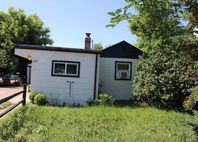 Property at 219 St Patrick St, Rapid City, SD 57701, 2 beds, 1 bath
