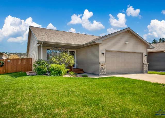 Property at 10902 Freedom Pl, Summerset, SD 57718, 2 beds, 2 baths