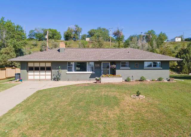Property at 126 Belleview Dr, Rapid City, SD 57701, 3 beds, 1 bath