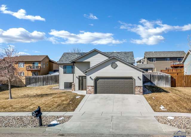 Property at 719 Degeest Dr, Rapid City, SD 57703, 4 beds, 3 baths