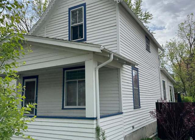 Property at 205 SW 9th Ave, Aberdeen, SD 57401, 3 beds, 1 bath
