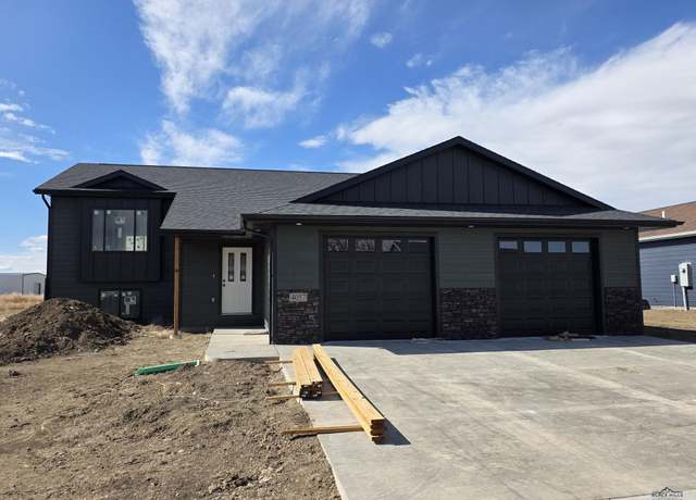 Property at 4057 Altor Ln, Rapid City, SD 57703, 3 beds, 2 baths
