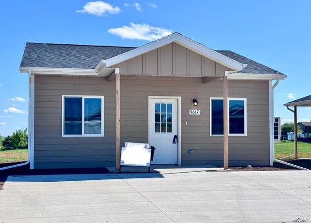Property at 5617 Bridge Dr, Rapid City, SD 57703, 2 beds, 1 bath