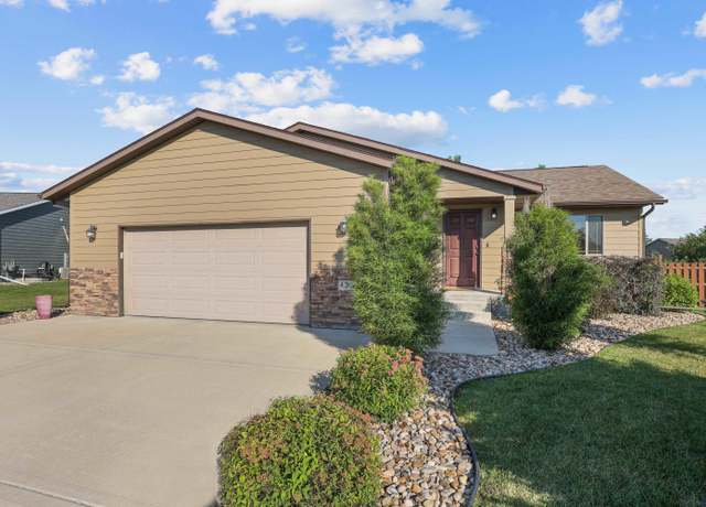 Property at 4307 Duckhorn St, Rapid City, SD 57703, 4 beds, 3 baths