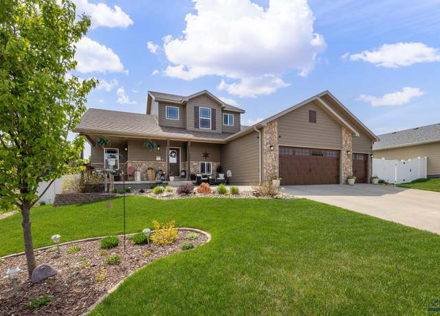 Property at 4127 Quiment Ct, Rapid City, SD 57702, 4 beds, 3.5 baths