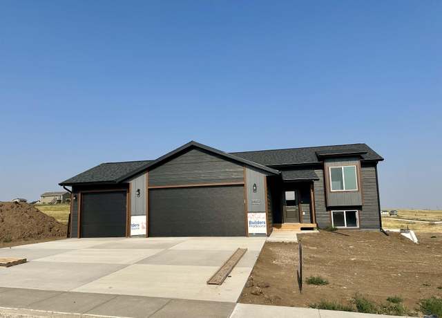 Property at 24017 Bridle Ridge Ct, Rapid City, SD 57701, 2 beds, 2 baths