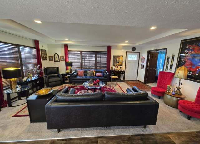 Property at 1717 E Philadelphia, Rapid City, SD 57703, 2 beds, 2 baths