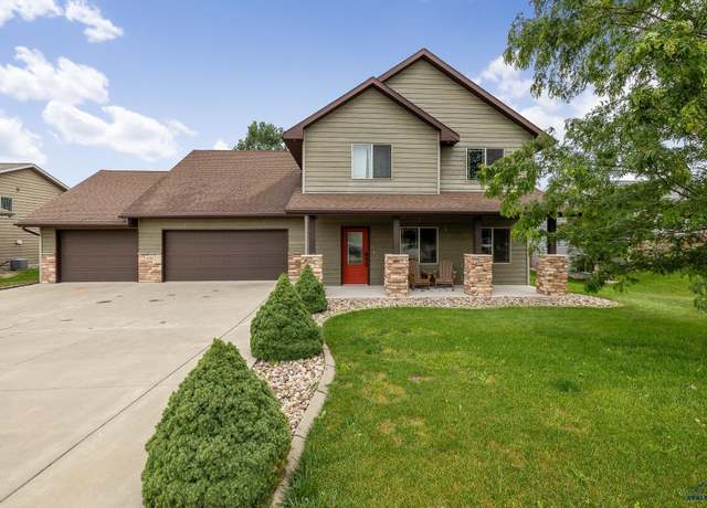 Property at 4262 Fieldstone Dr, Rapid City, SD 57703, 4 beds, 2.5 baths
