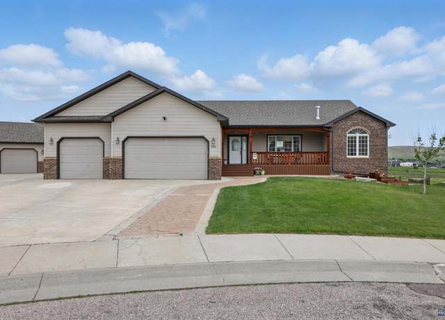 Property at 960 Nicole St, Rapid City, SD 57701, 6 beds, 3 baths