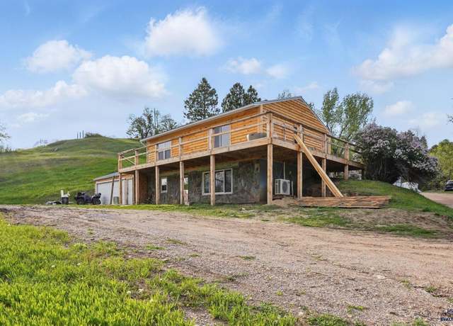 Property at 385 15th St, Sturgis, SD 57785, 4 beds, 2 baths