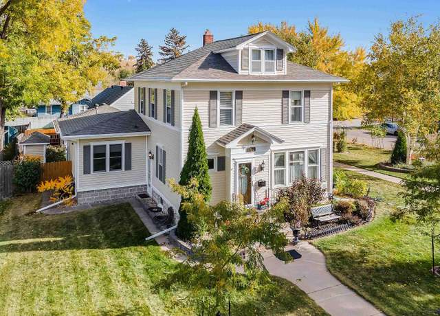 Property at 1120 West Blvd, Rapid City, SD 57701, 3 beds, 3.5 baths