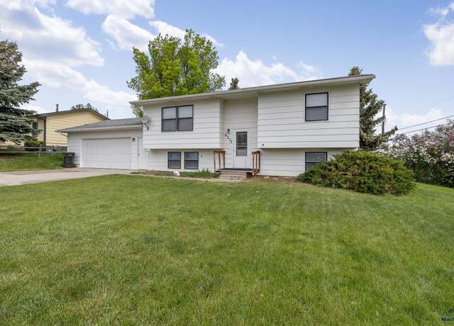 Property at 6312 Fairway Dr, Black Hawk, SD 57718, 4 beds, 2 baths