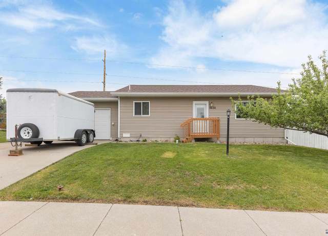 Property at 5436 Weathervane Ln, Rapid City, SD 57703, 3 beds, 1.5 baths
